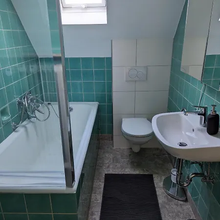 Apartment Und Tinyhouse Benediktusquelle