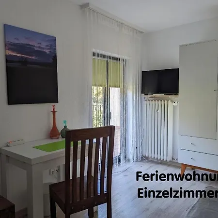 Und Tinyhouse Benediktusquelle *