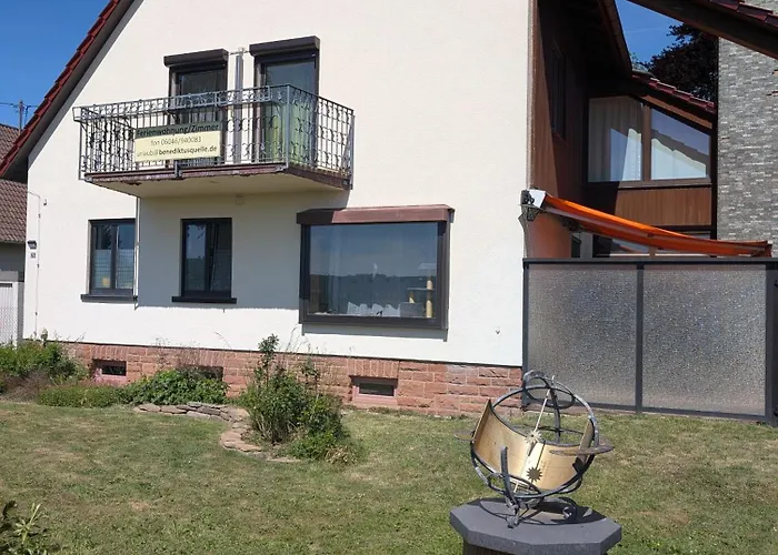 Und Tinyhouse Benediktusquelle *